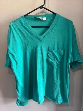 Variations Vintage teal v neck pocket tee Size XL